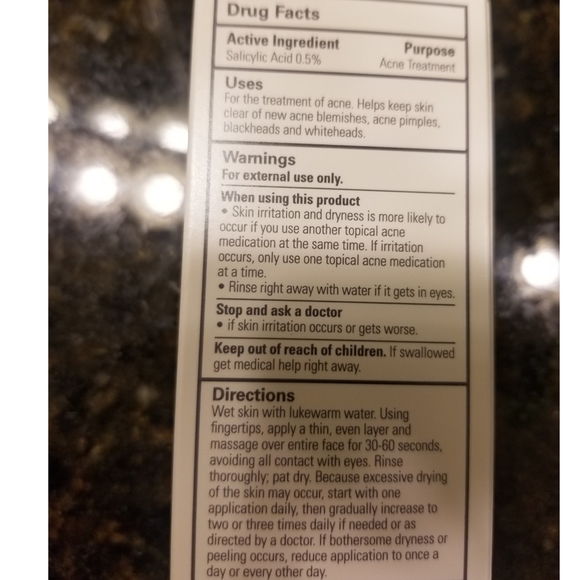 R+F Unblemish Refining Acne Wash Rodan and Fields Unblemish 1, NIB - Picture 4 of 5